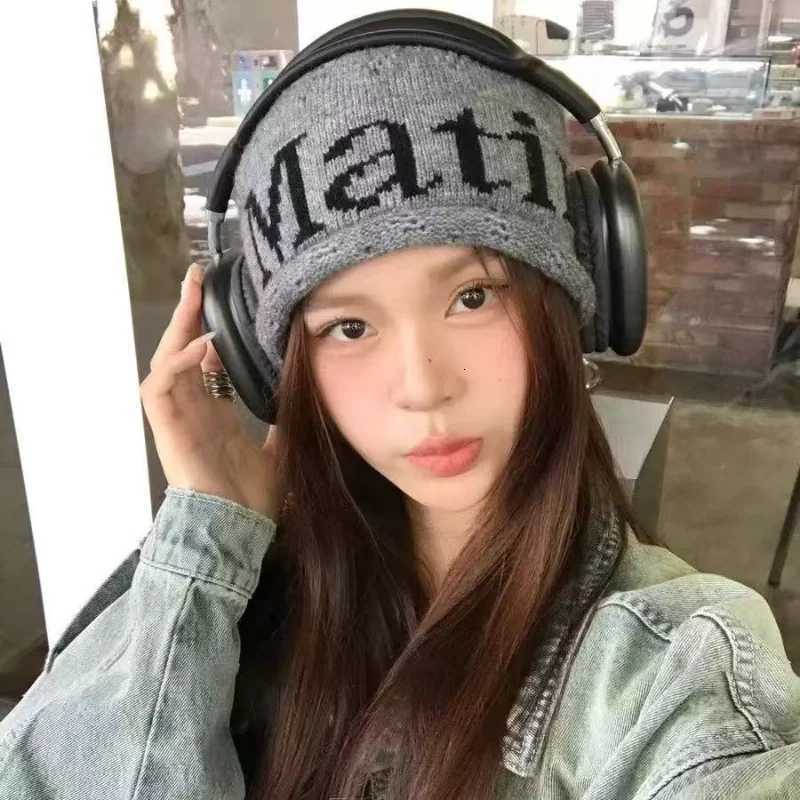 Luxury Knitted hat for autumn and winter cold hat for warmth and ear protection street style knitted hat casual and fashionable Y251209