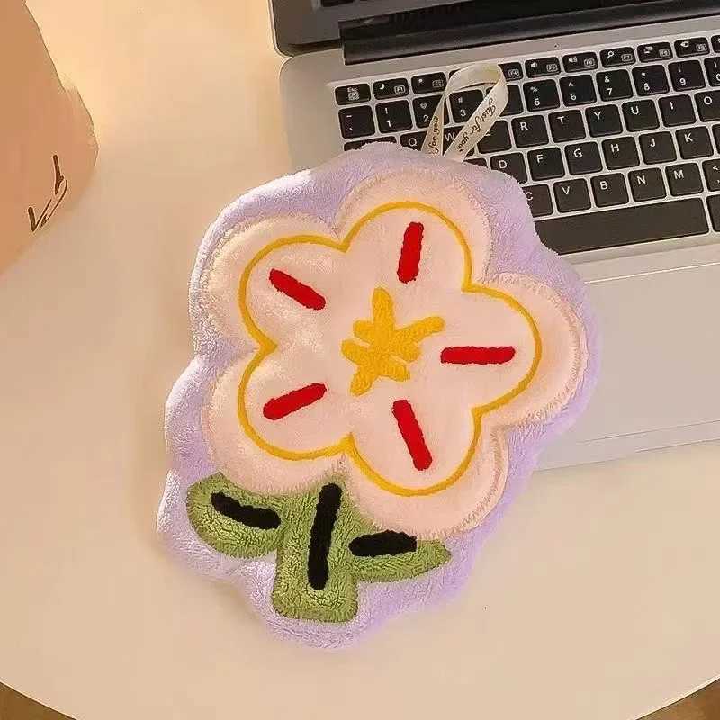 New Flower Shape Hand Towel Super Absorbent Cleaning Cloth Bathroom Kitchen Hanging Hand Wipe Thicken Handkerchief Dishcloth C251210