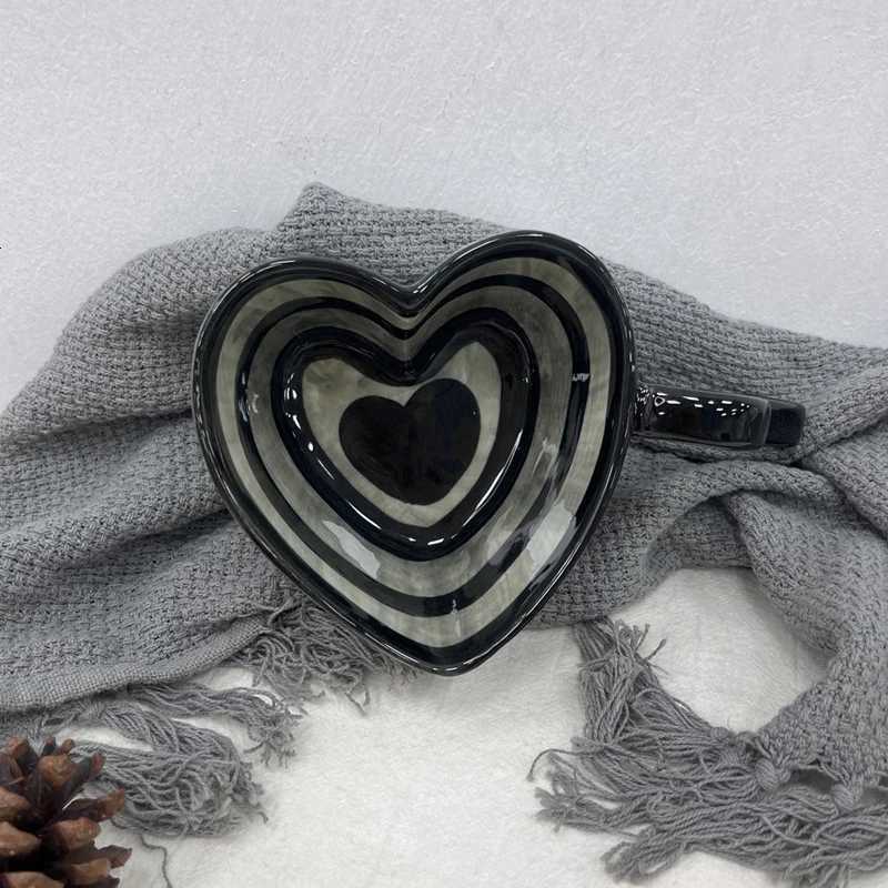 300ml 10oz Heart Shape Coffee Mug Creative Personty Unique Design Ceramic Cup with Heart Shape Handle Lovely Gift for Besties C251210