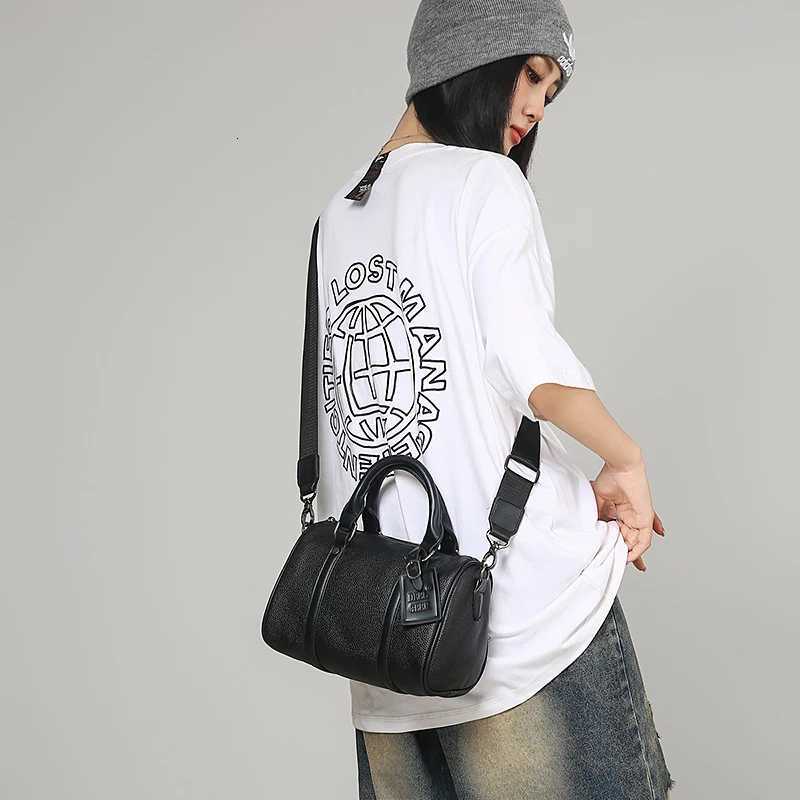 New Mens Crossbody Bag Fi Luxury Design Men Single Shoder Bag Soft PU Leather M Handbag Y251209