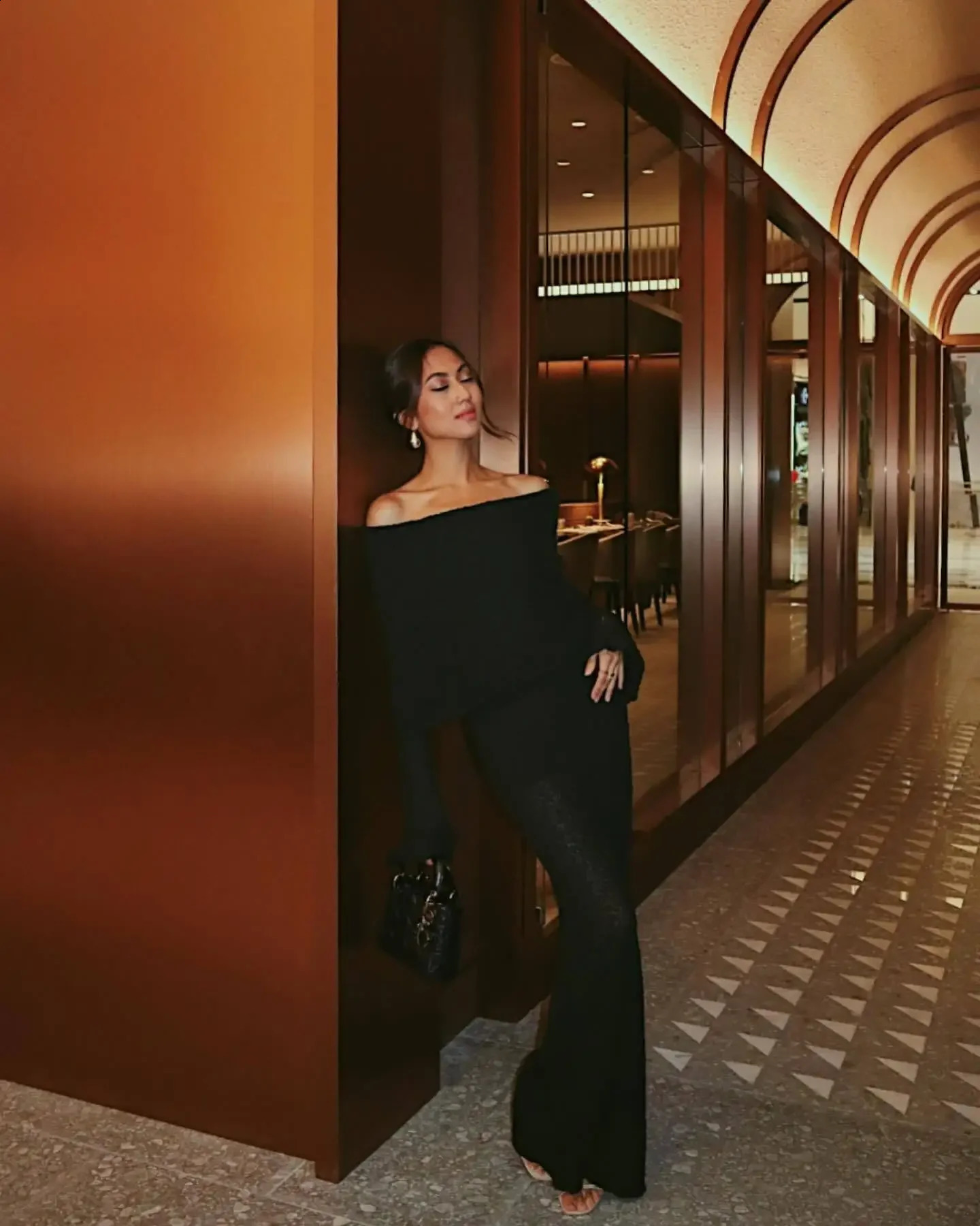 Sleeve Sexy Hollow Out Knitted Dresses Women Elegant Off Shoulder Knit Long Dress Party Evening See Through Robe Vestidos 251210 C260312