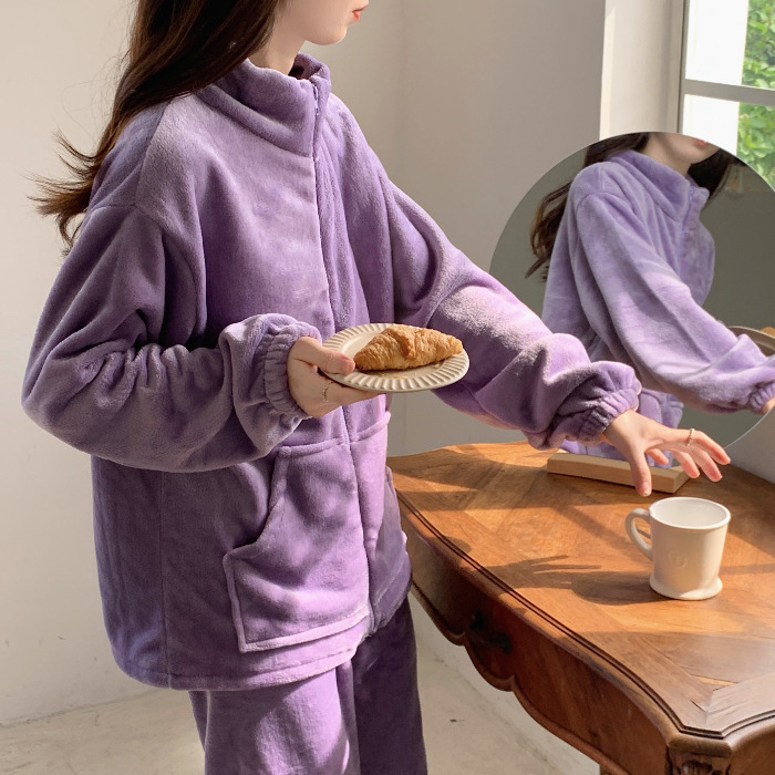 B1235-Chic & Trendy Clothing Range Featuring Premium Brands Available Only Here