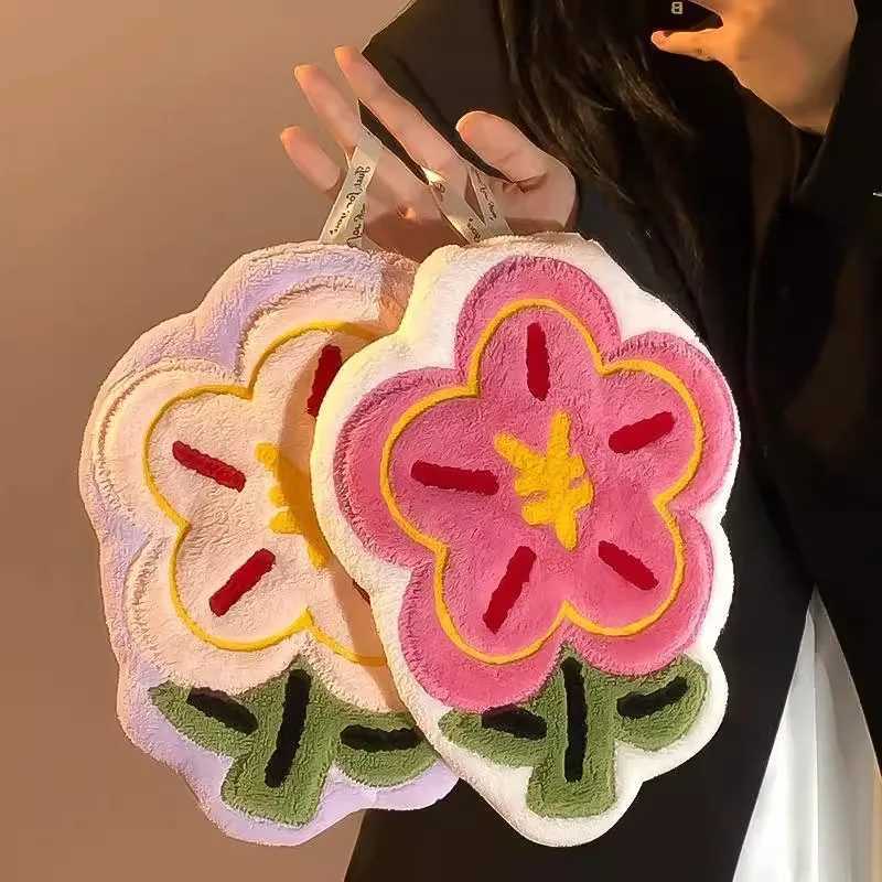 Hand towel hanging style kitchen and bathroom creative towel bathroom absorbent and odorless quick drying hand towel C251210