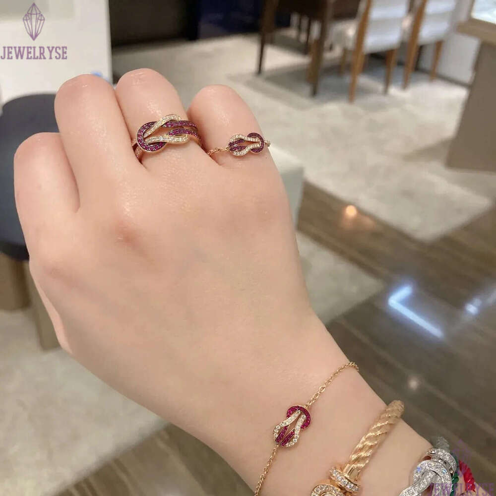 Luxury classic twist designer for women girls lovely charm red stone zircon letters 18k rose gold elegant bride engagement ring jewelry