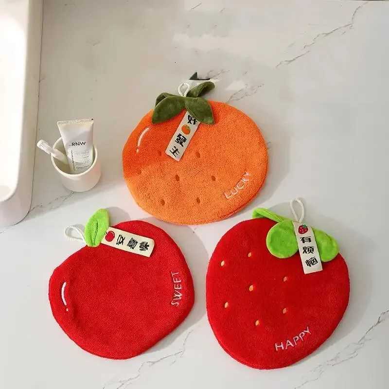 Hanging Coral Fleece Creative Fruit Hand Towel Kitchen Home Lazy Hand Towel Thickened Absorbent Kids Towel C251210