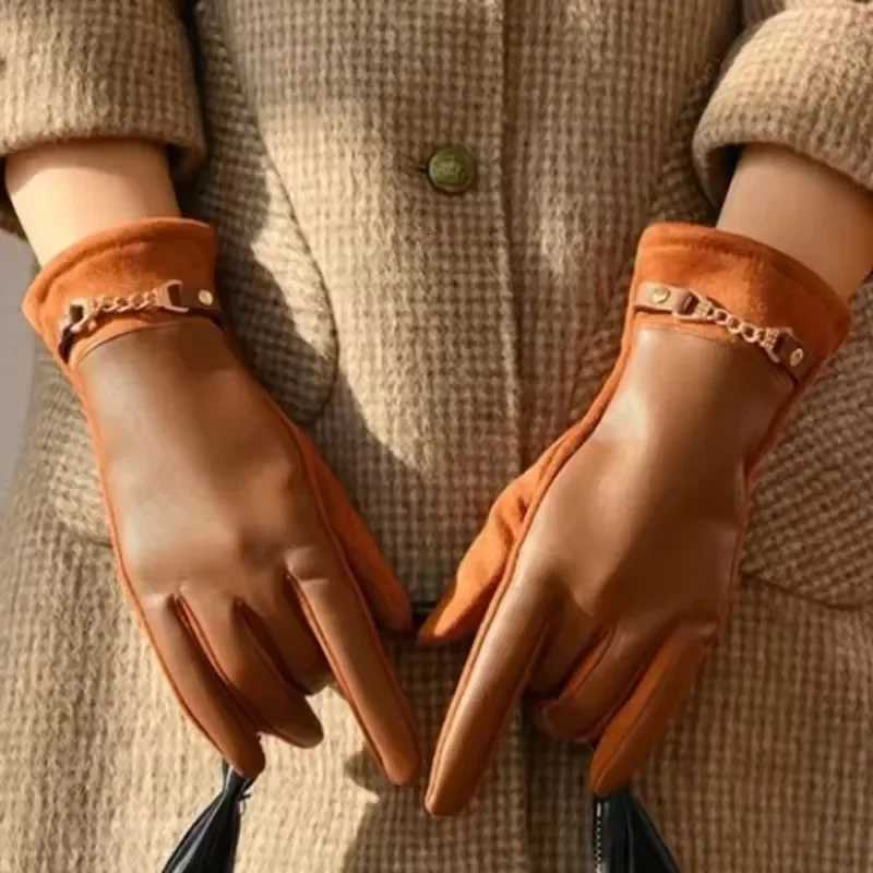 Winter Warm Suede Leather Plus Veet Keep Warm Chain Gs Fashion Elegant Touch Screen Soft Cycling Windproof Mittens Y251210