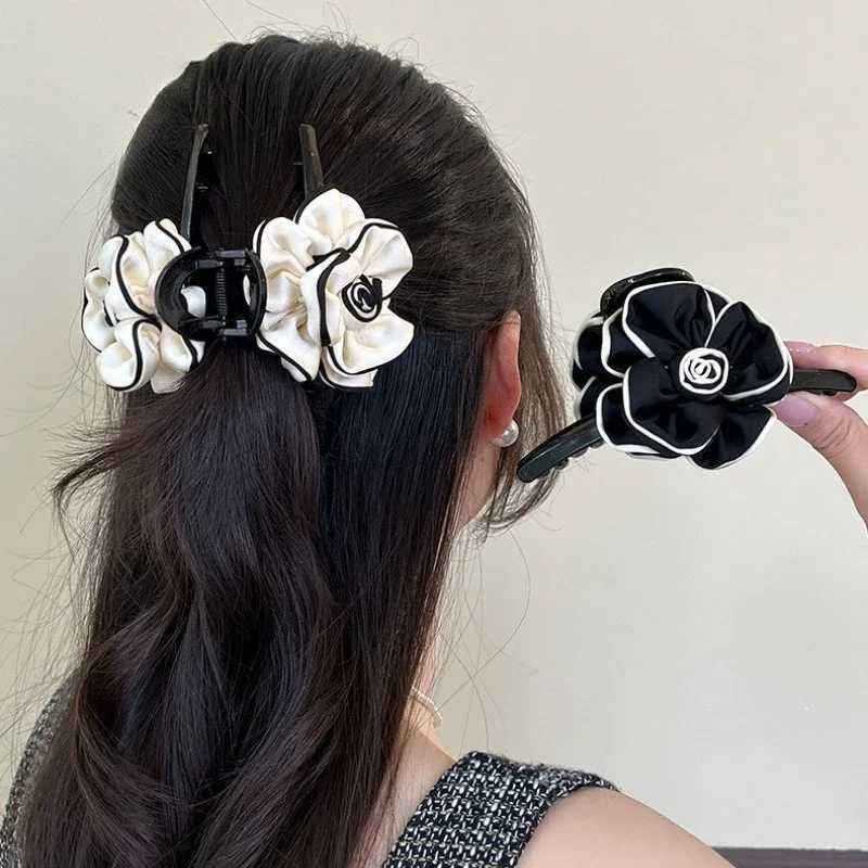 NEW French lia Hair Cl 13CM Large Cl Clips Crab Hair Clips Rolled Edge lia Scrunchies Hair Accories for Wen Y251210