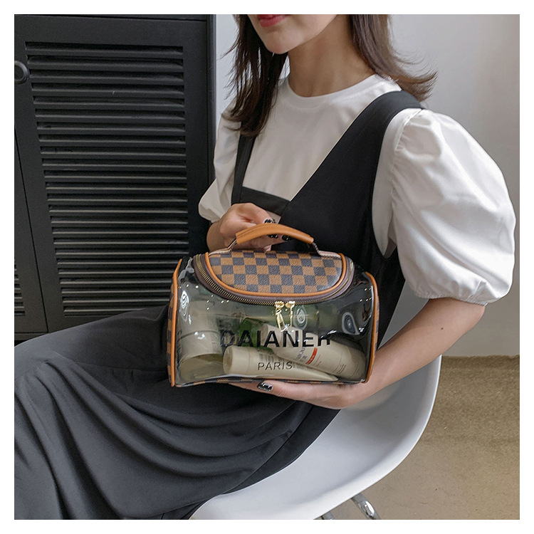 Makeup bag large capacity portable waterproof for travel with a sense of luxury simple cosmetic storage bag men's and women's toiletry bag