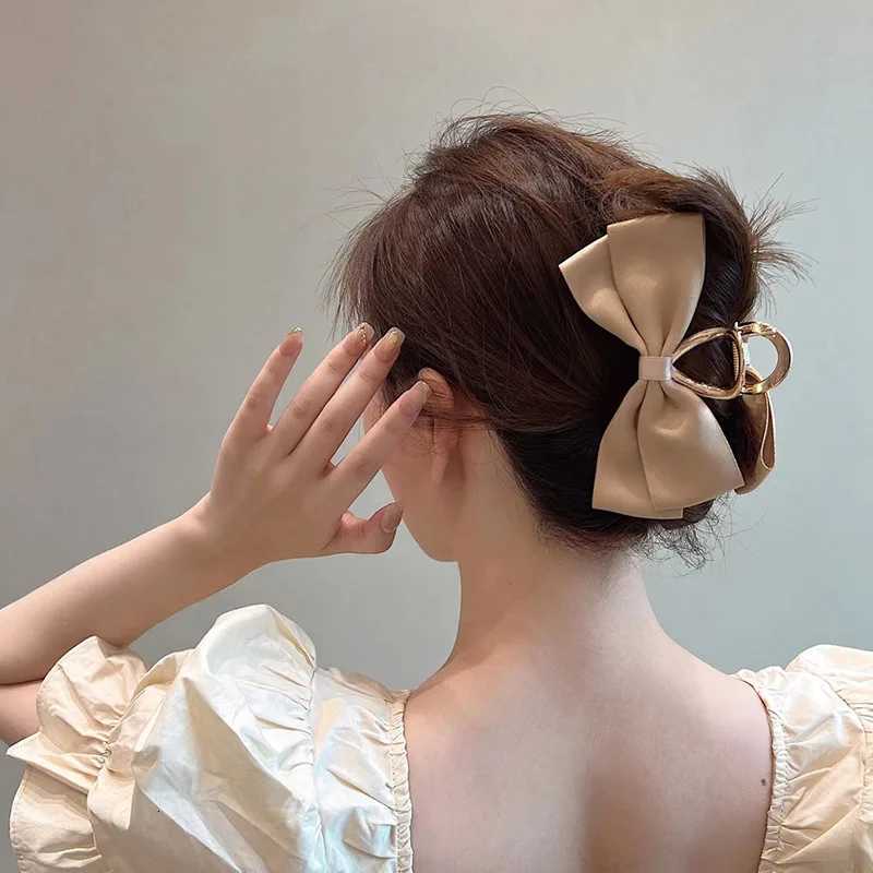 Black Satin Bow Clip WENS Summer Heaear Simple Temperament Hair Clip Back of the Shark Clip Y251210