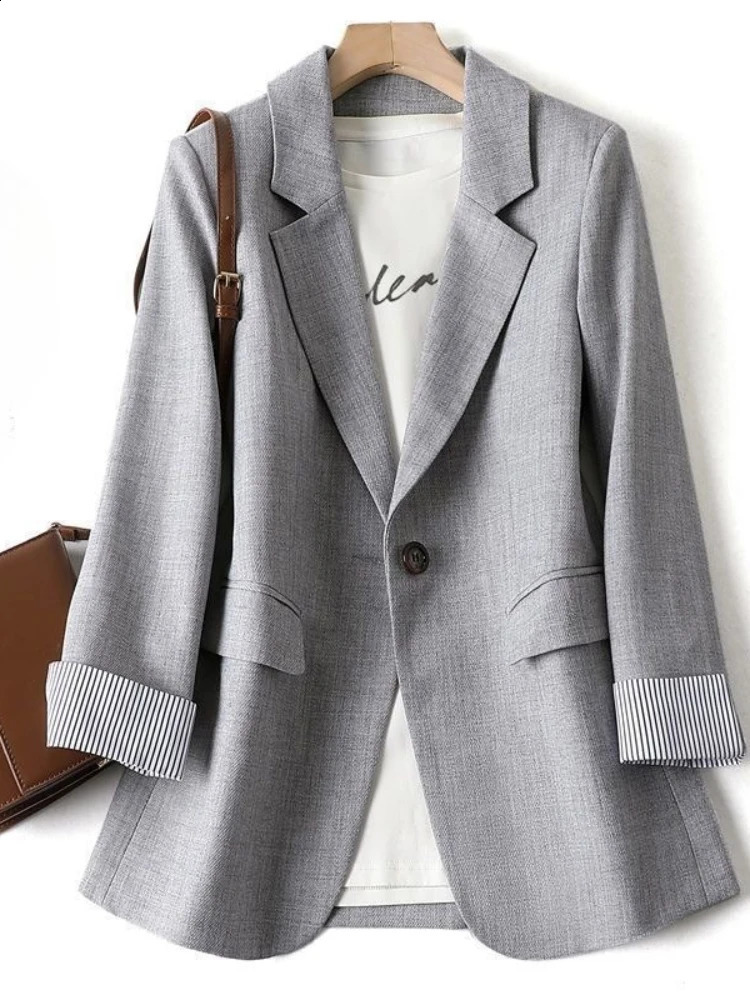 In Spring Autumn Wo… - image