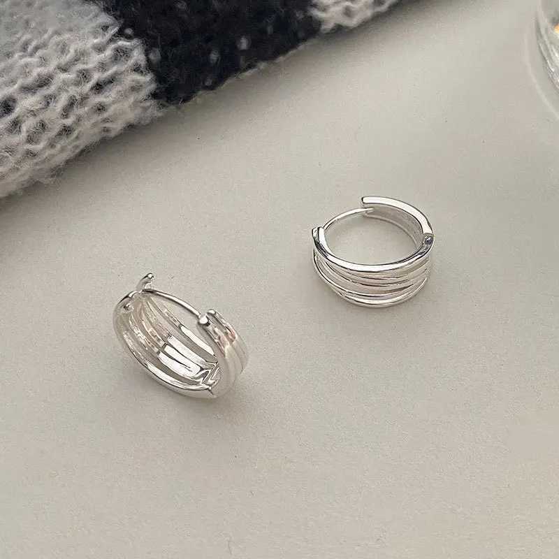 New Trendy Line Buckle Hoop Earrings For Women Metal Texture Silver Color Hypoallergenic Earring Charm Jewelry Party GiftsXJ251210 - view 6
