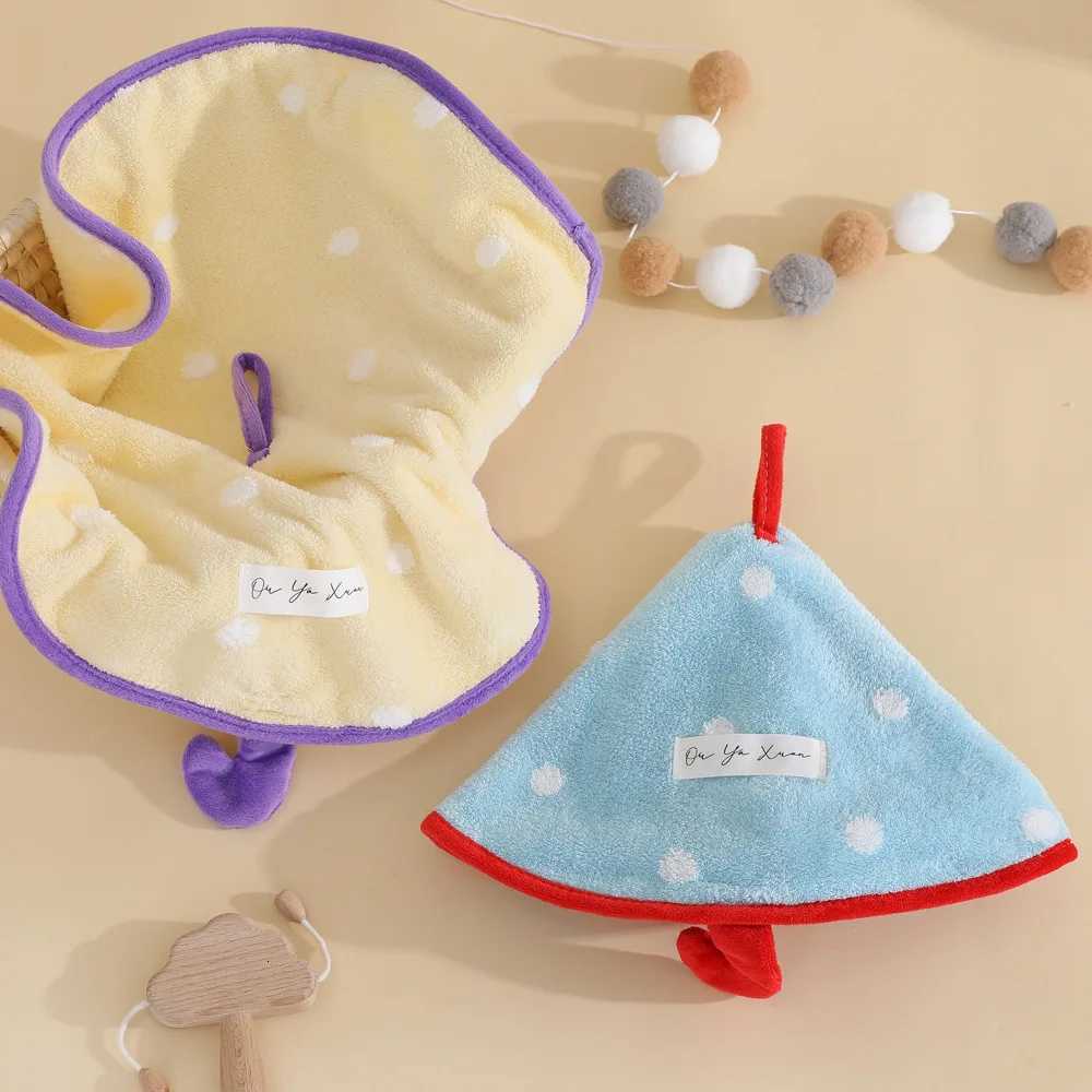 Hot-selling Small Umbrella-shaped Hand Towel Household Kitchen Hanging Hand Towel Coral Fleece Thickened Absorbent Handkerchief C251210