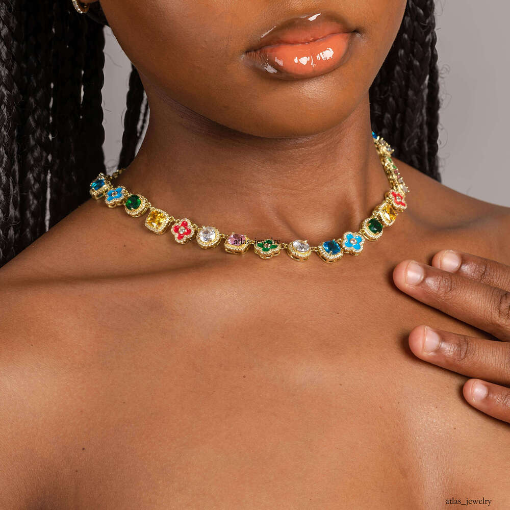 Dazzling VVS Moissanite Enamel Vivid Flower Necklace Luxurious Gold-Plated Bracelet Colorful Clover Chain Gift for Women and Men