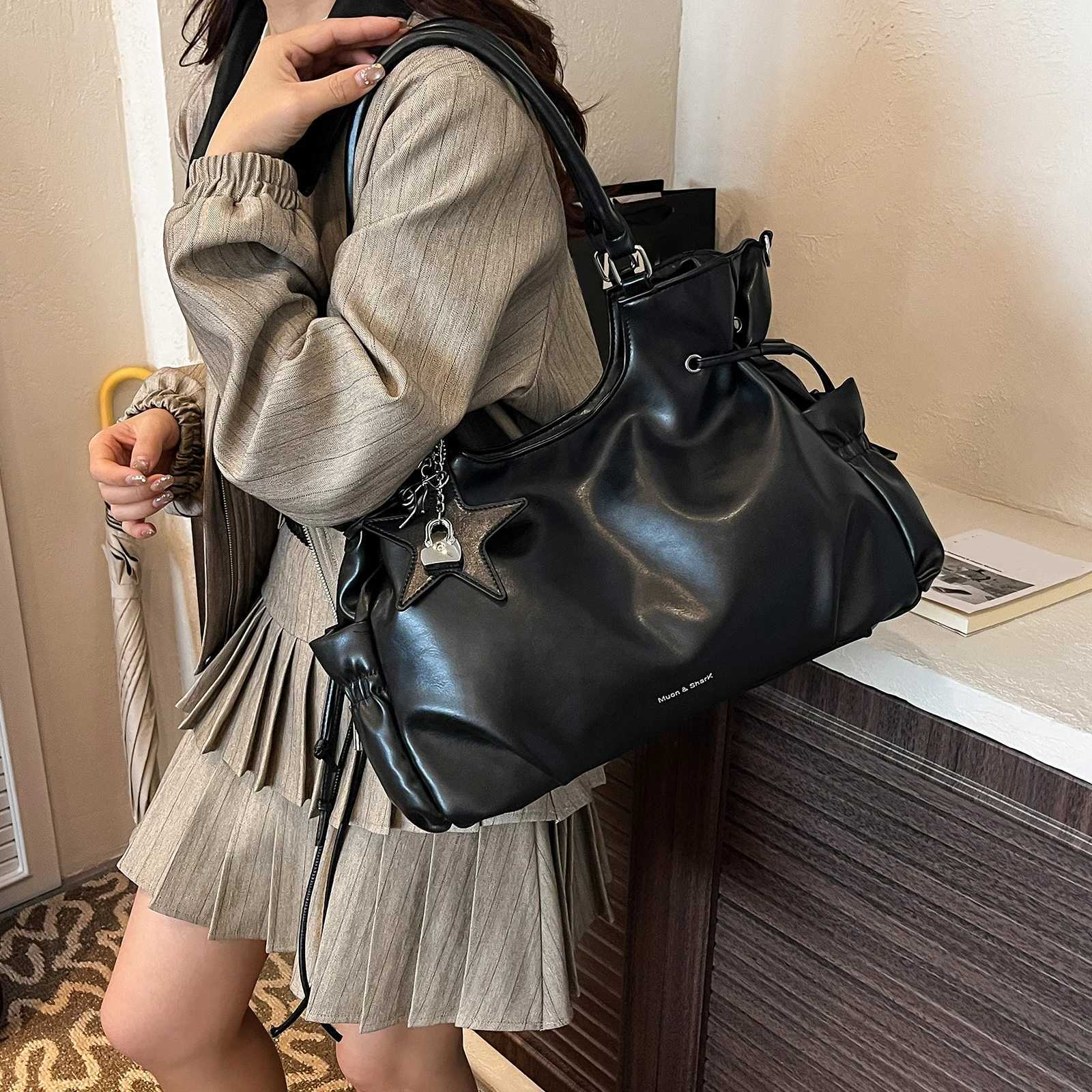 PU Cmuter Tote Bag Large Capacity Tote Handbag Solid Color Travel Tote Bag Roy for Business Off Work Travel Y251209