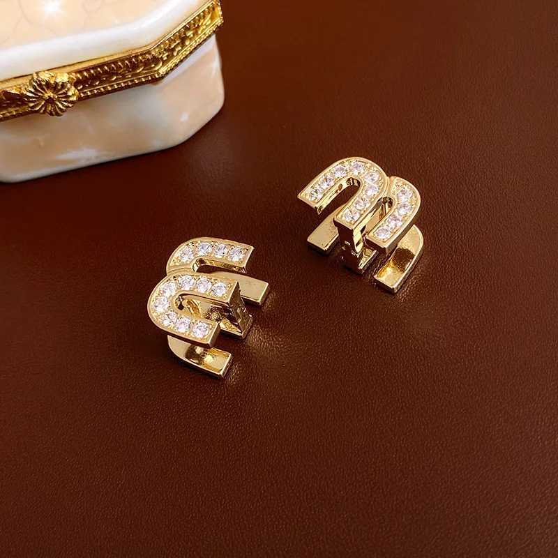 Letter M-she Double-sided Zircon Hoop Earrings for Wen Oil Drip Ear Buckles French Design High-end Luxury Jewelry M Y251210