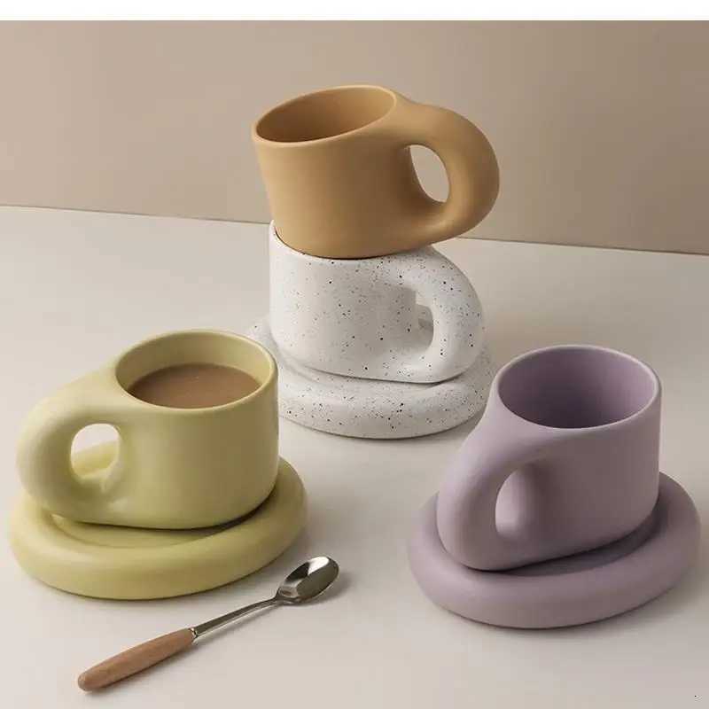 Nordic Couple Mug Personty Trend Cute Girl Living Room Coffee Table Decoration Simple Ceramic Cup C251210