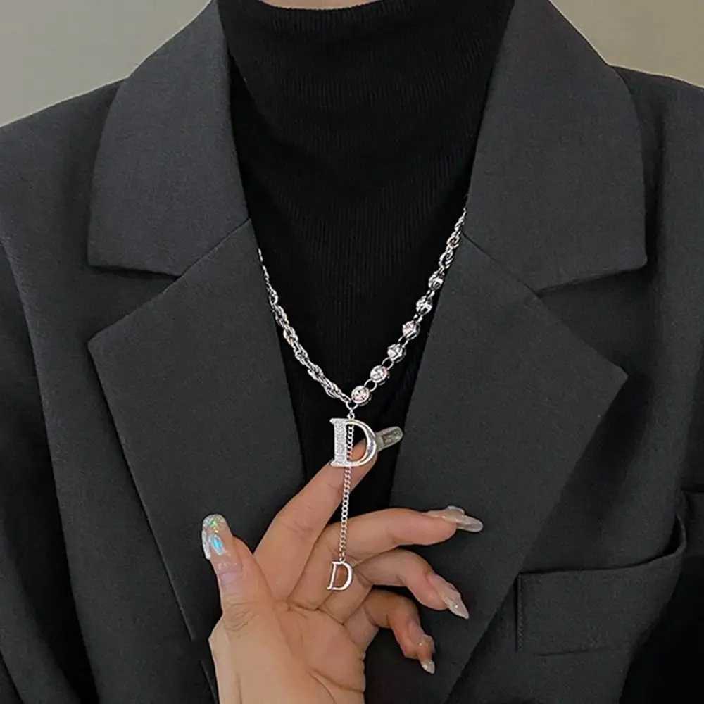 Design Sense Micro Setting Zircon D Letter Pendant Long Necklace Winter Sweater Chain Fashion Jewelry For Wan Girls Party Gift Y251210
