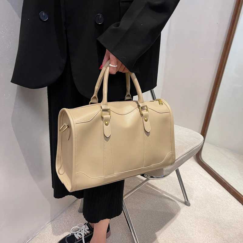 Wens Bags Large Capacity Travel Bag Sports Gym Bag Outdoor Shoder Crossbody Bag Weekend Duffle Bag Fem Handbag and Purse Y251209