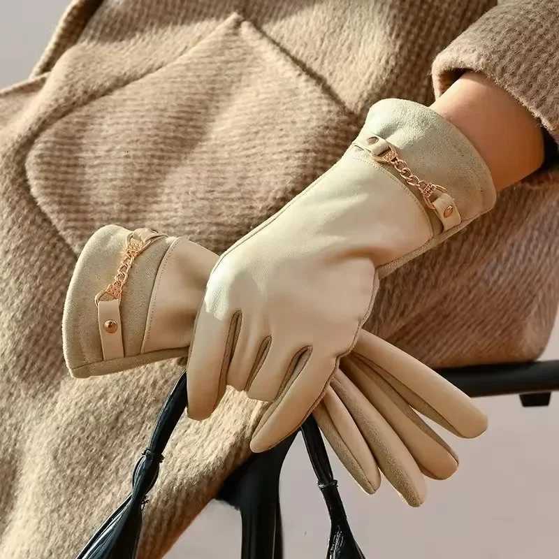 Winter Warm Suede Leather Plus Veet Keep Warm Chain Gs Fashion Elegant Touch Screen Soft Cycling Windproof Mittens Y251210