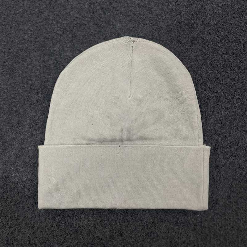 Luxury Men and Womens Creative Pattern Knitted Hat Windproof Warm Hip Hop Outdoor New Trendy Autumn Winter Y251209