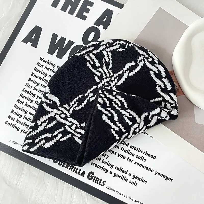 Luxury Chain Pattern Knitted Hat Casual Hip-hop Outdoor Sports Trend Comfortable Warm Hat Personalized Fashion Beanie Gift Fashion Y251209