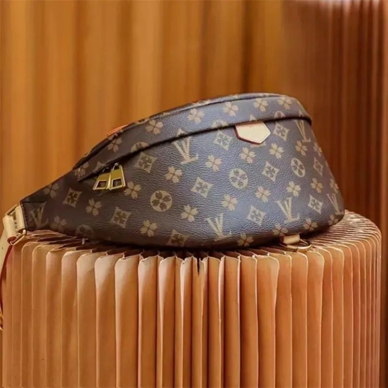 louisvuinton 2025 Bumbag Cross Body Waist Bags Temperament Bumbags Fanny Pack Bum embossing flower Famous soft leather Luxury designer bags louisvuittion DustBag