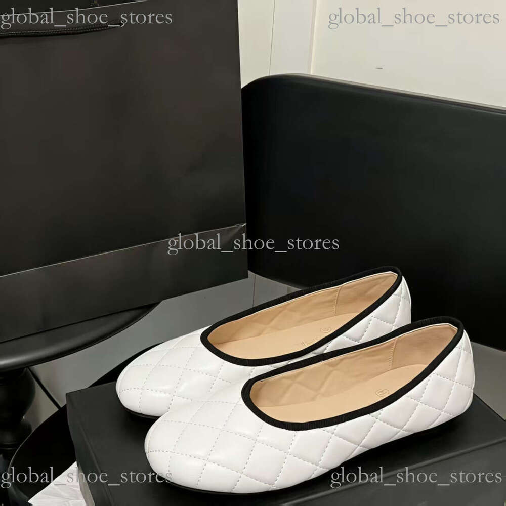 2025 New Bow Flat Shoes Sheepskin Versatile Flat Shoes, Ballet Shoes Girls Versatile Shoes Super Soft Genuine Leather CCCC