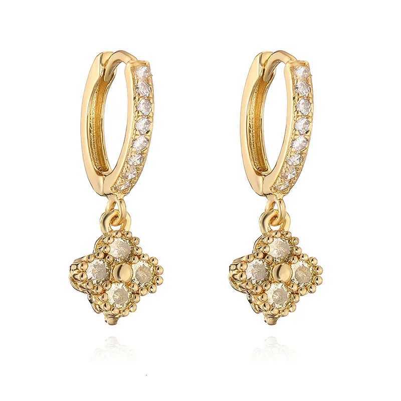 1Pair 18K Gold Plated Brass Small Hoop Earrings with Crystal Zirconia wer Pendant Earrings Perforated Wen Jewelry Gift Y251210
