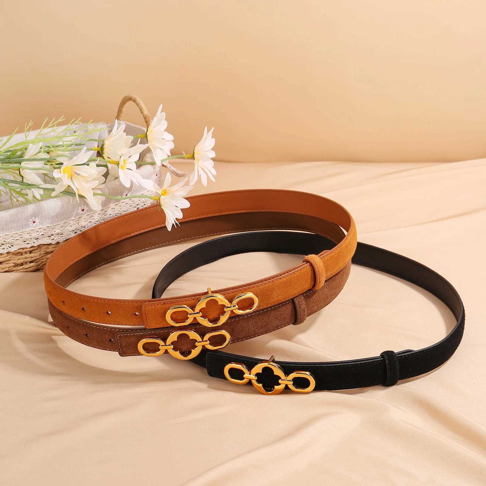 Luxury Womens Fashion Classic Belt Ladies Leather Belt with Gold Buckle - Ideal for Dresses Jeans and Coats Y251210