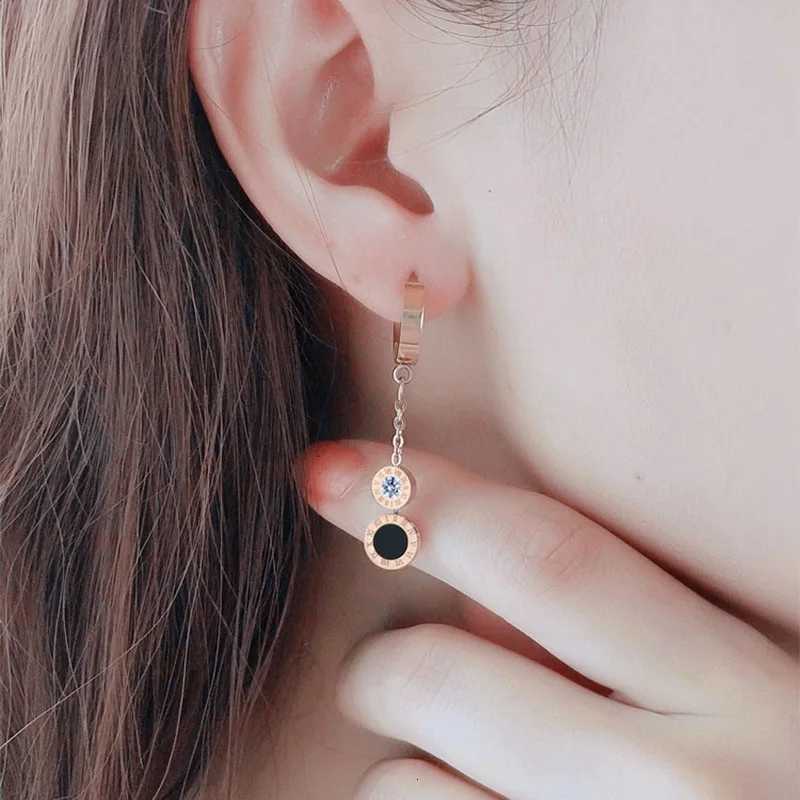 2021 New Classic Ran Digital Disc Pendant Rose Gold Long Earrings Girls Luxury Jewelry Party Fashion Accories For Wan Y251210
