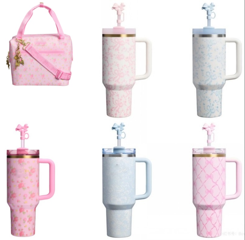 US Stock 40oz Water Bottle Holiday Mugs Tumblers with handle Lid And Straw All Day Julienne Mini Soft Cooler Bag Lunch Bag Boxes Backpack