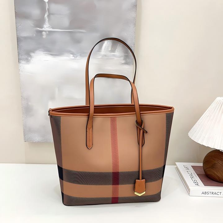 Designer bag 2025 Autumn Winter New Trendy Fashion Tote Bag Womens Versatile Temperament Casual Shoulder Bag
