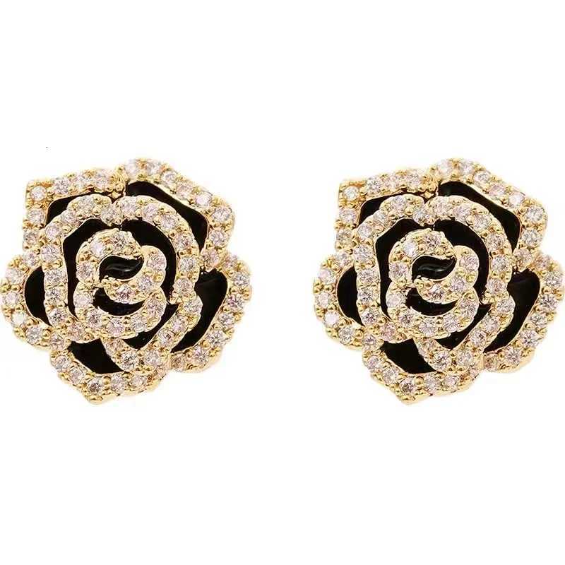 French Rantic and Elegant Black lia wer Micro Set Zircon Earrings 2025 Luxury Jewelry for Wens Exquisite Accorie Y251210