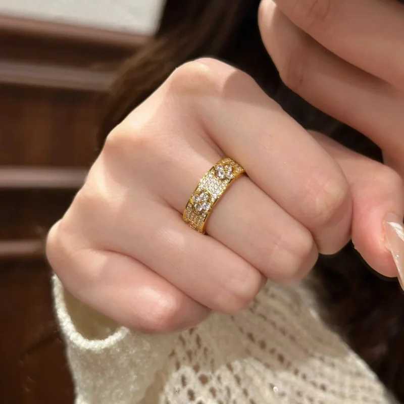 Design Fashion New Crystal wer Adjustable Ring Wen Person Stainl Steel Ring Luxury Jewelry Accories Y251210