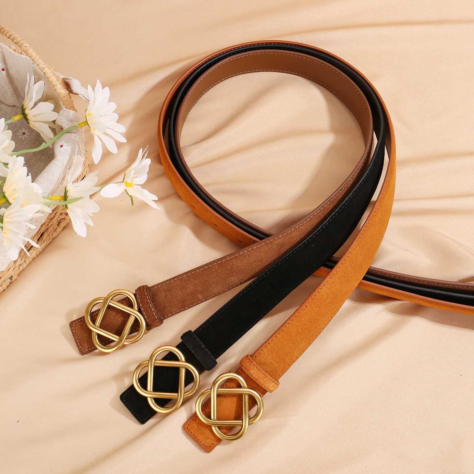 Luxury 2024 New 28cm Wide Suede Cowhide Belt for Women Vintage Style with Retro Golden Buckle Skinny Waistband for Dresses Jeans Y251210