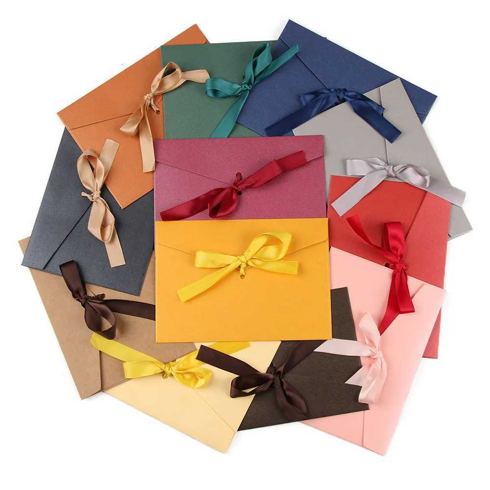 10Pcs/Set Creative Bow Envelope Retro Greeting Card Bags Mticolor Pearlescent Paper Envelop Ribbon Mailer For Wedding Invited H251210
