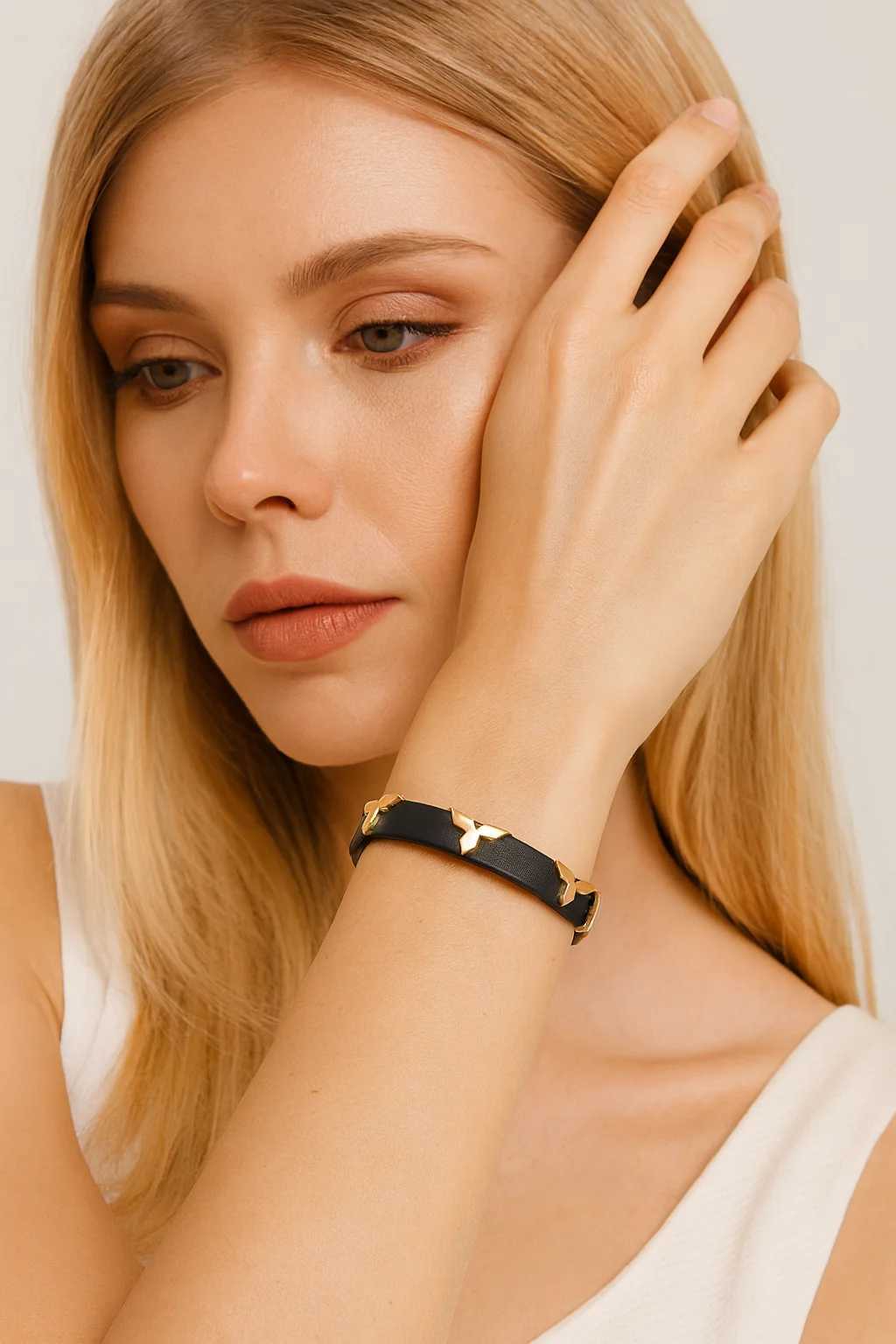 Fashion Leather Bracelet for Wen Men with Gold Tone Studs Adjustable Wristband 6 Available Tren Gift Y251210