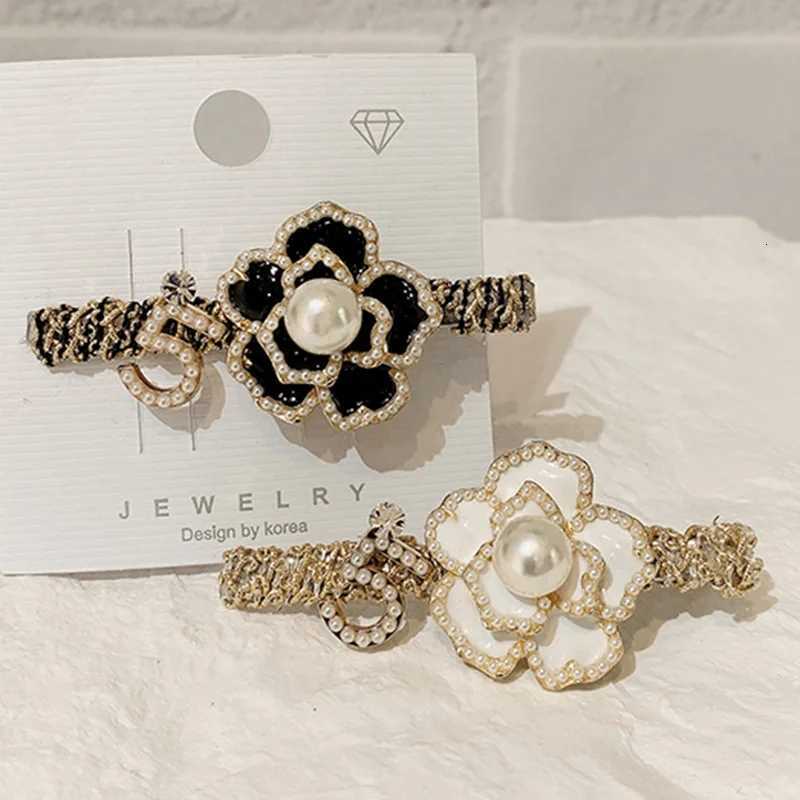 luxury brand 2025 Retro lia Hair Clip Fashion Daisy Hair pin Wens Crystal Hair clip Korean hair Accories Wholes Y251210