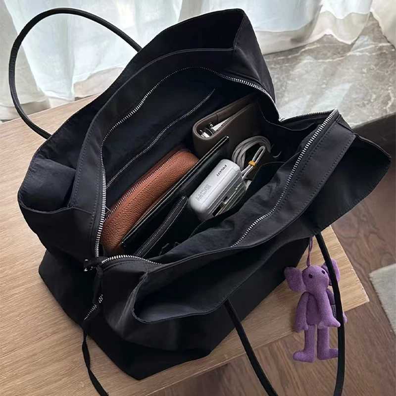 Korean Black Nyl Handbag Large Capacity Minimalist Wens Tote Bag Fi Mti-cpartment Cputer Shoder Bag Travel Bag Y251209