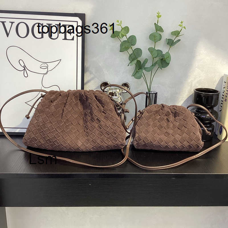 Luxury Women Handbags Designer Bag Dustbag 32 B Intrecciato Genuine Leather Womens Bag Matte Woven Trash Cloud Bag Large Capacity Bag Versatile Clutch Bag LsmXNT7