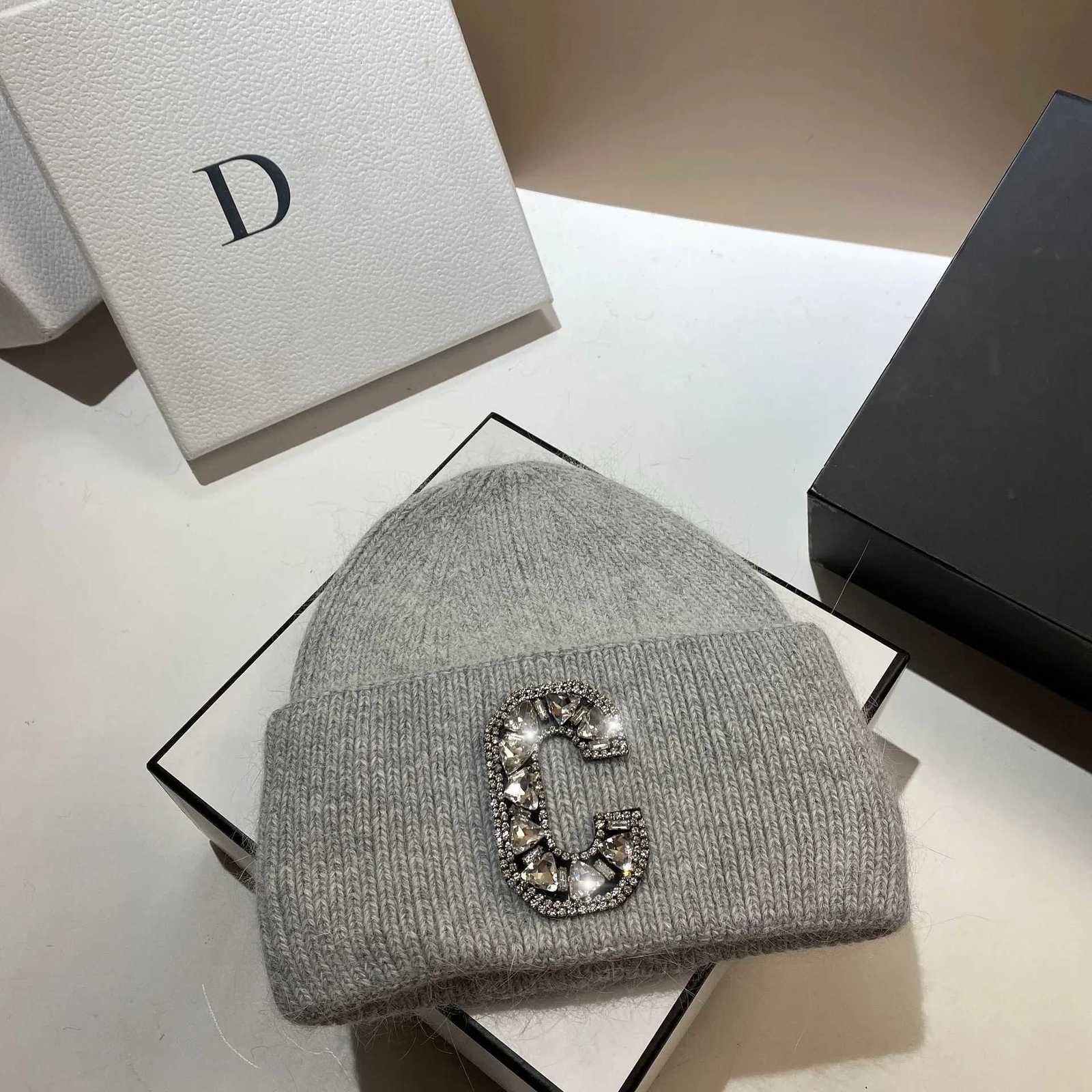 Luxury Luxury Rhinestone Letter C Knitted Hat Real Rabbit Fur Women Men Winter Warm Beanie Ear Protection Sking Skullies Beanies Cap Y251209