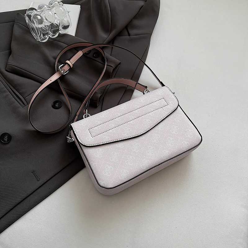 Classic Parisian-Inspired Leather Crossbody Bag Elegant Minimalist Handbag Wen Vintage Letter Casual Luxury Messenger Y251209