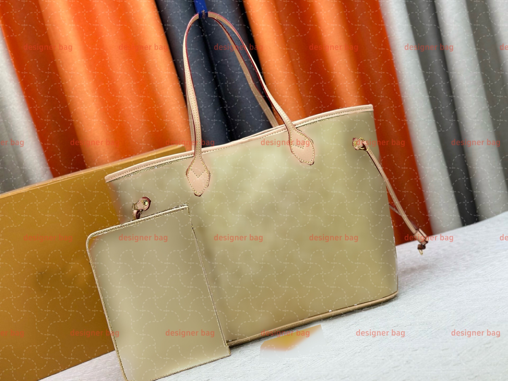 Chic Ladies' Crossbody & Handheld Bags Collection: Stylish Multi-Tone Design