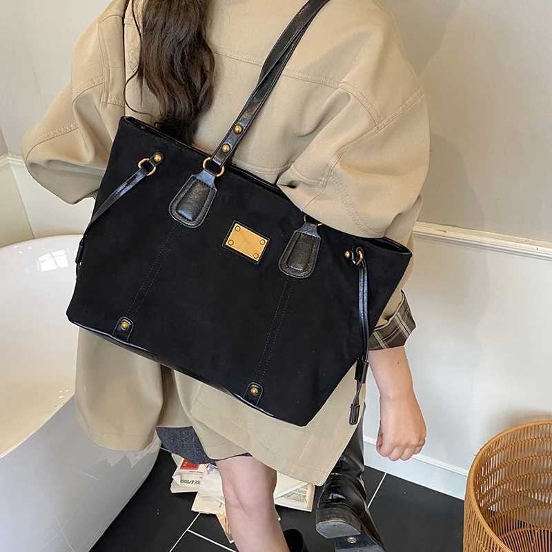 LEFTSIDE Wen PU Suede Shoder Bag 2025 Winter Soft Tote Bag Luxury Designer Trend Fem High Capacity Green Handbags Y251209