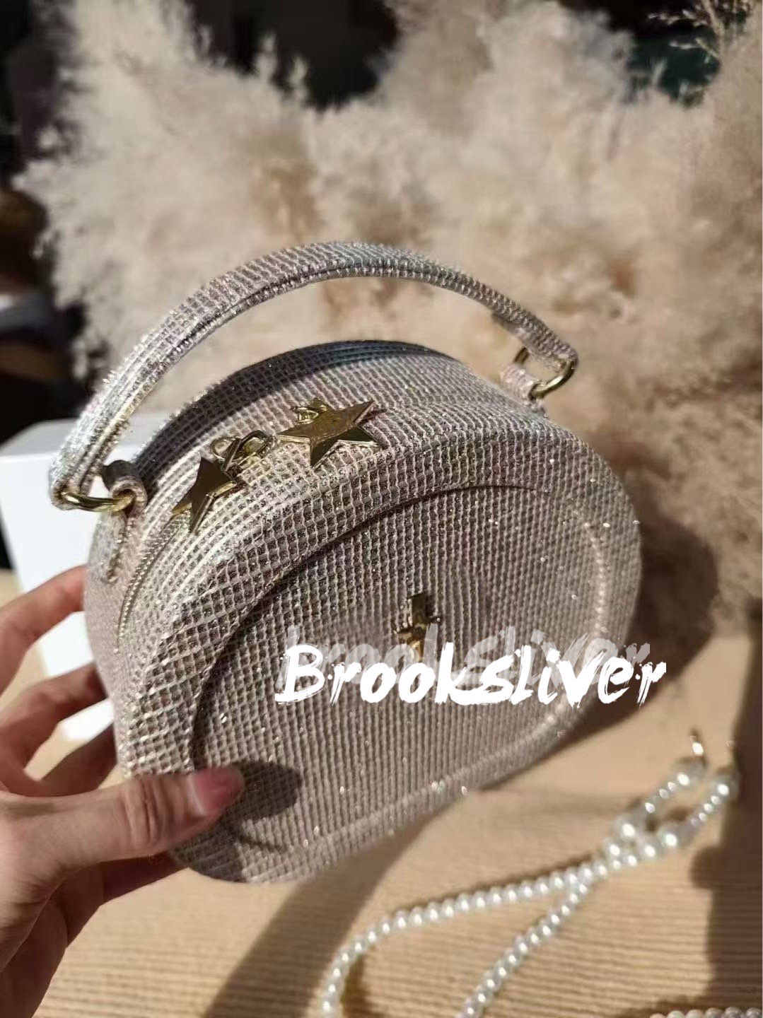 Custom Bag add pearl chain bag Beatue-gift Gliter Holiday bag Organization Jewelry storage handle bag 18X16.5X7 with white box