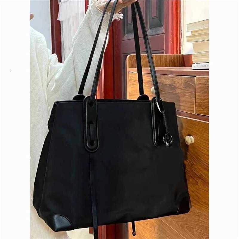 Elegant Nyl Tote Bag Wens Crossbody shoder Bag Large Capacity Casual Handbag Sli Korean Style Soft Fabric Pure Color Y251209