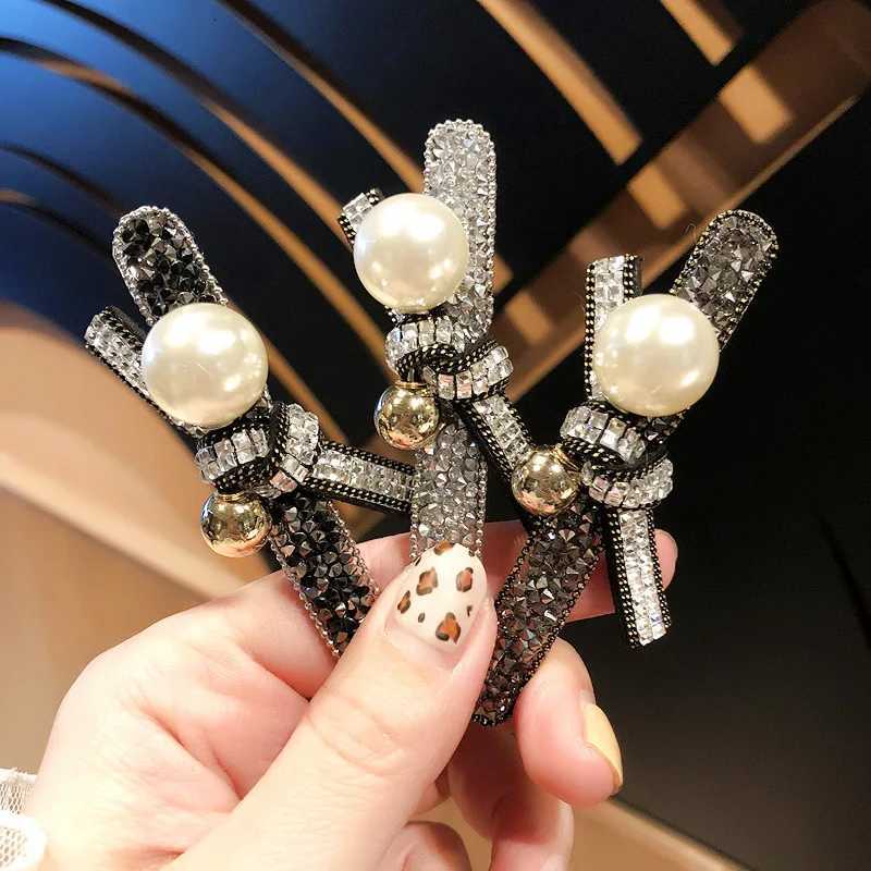 Luxury Crystal Pearl hair pins for wen party hair decoration clips hair Clip accories Y251210