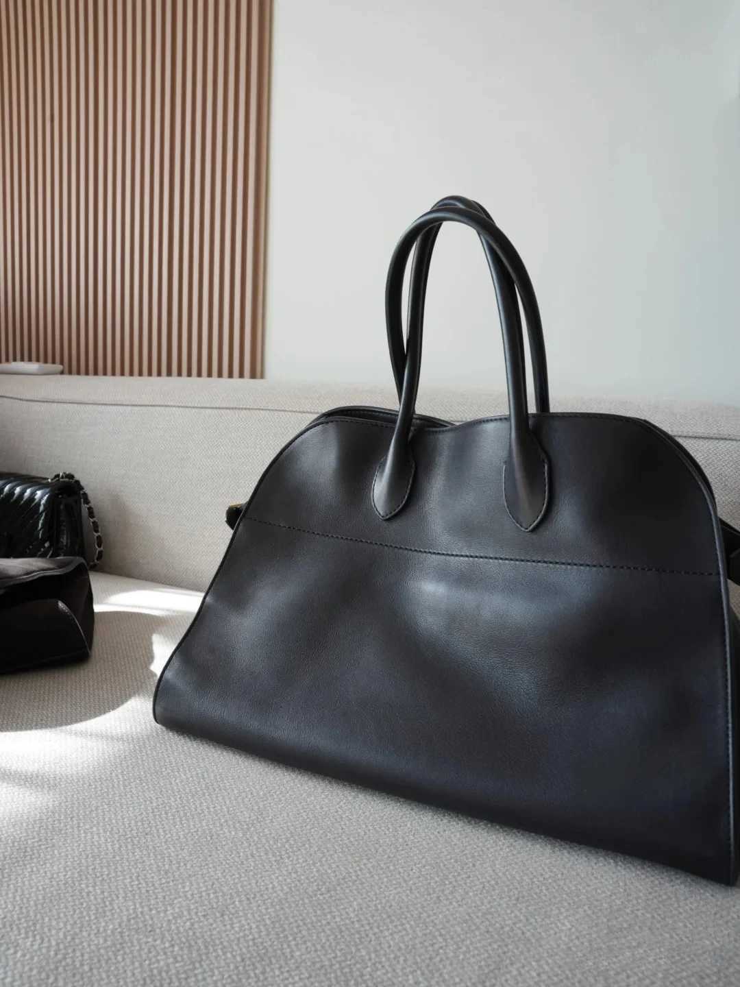 Soft B Cowhide Shoder Bag Margaux15 Quality Leather Large Capacity Casual Handbag Suede Margaux 15 Tote Bag Classic Y251209