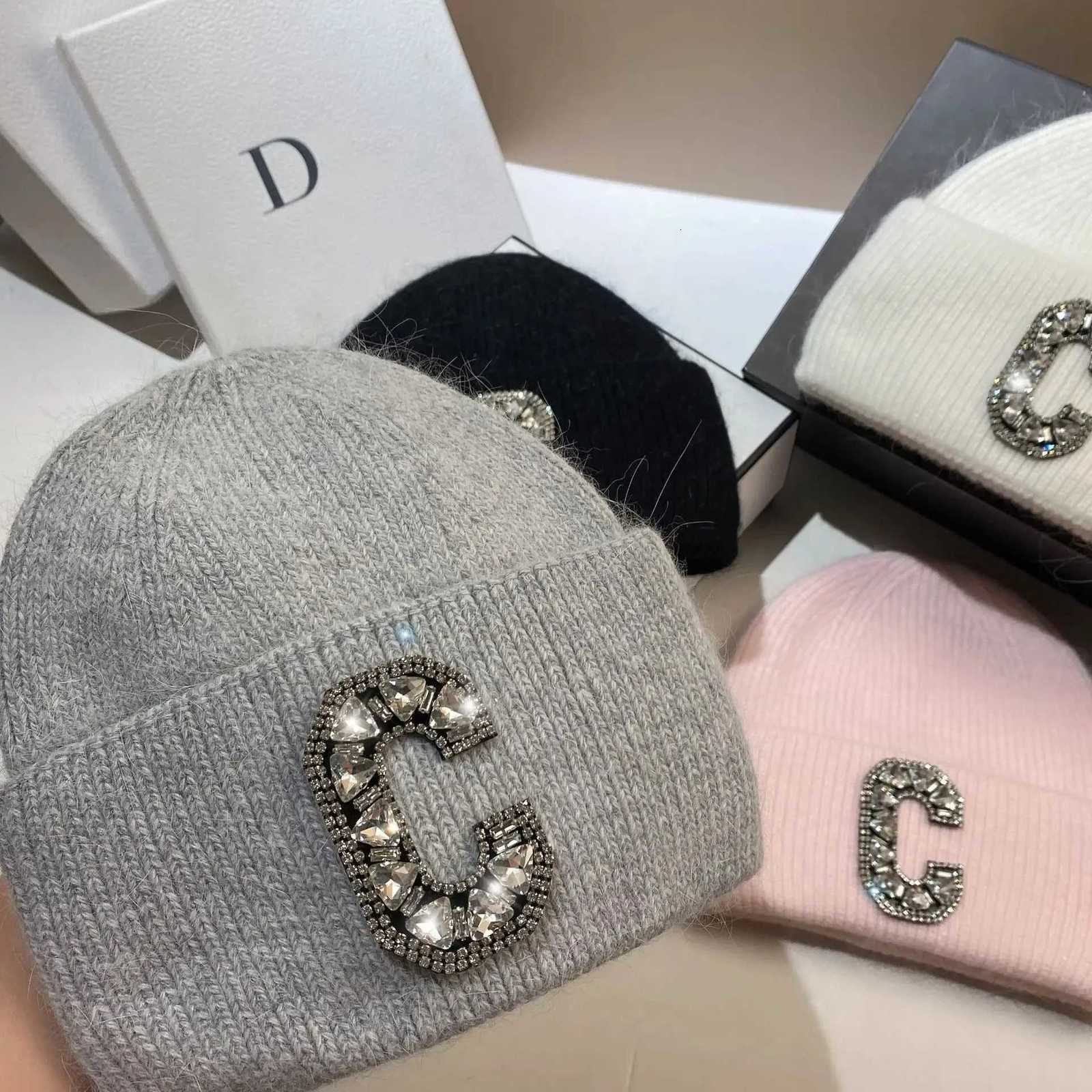 Luxury Luxury Rhinestone Letter C Knitted Hat Real Rabbit Fur Women Men Winter Warm Beanie Ear Protection Sking Skullies Beanies Cap Y251209