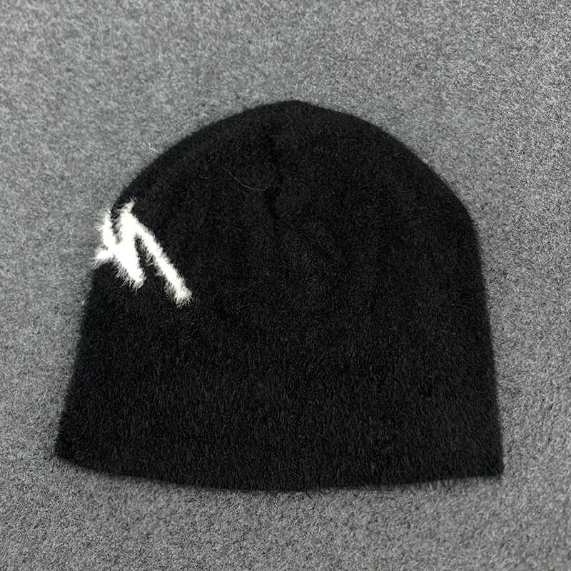 Luxury Trendy Letter Jacquard Knitted Woolen Hat Autumn Winter Plush Insulated Street Style Y2K Fashionable Cap Y251209